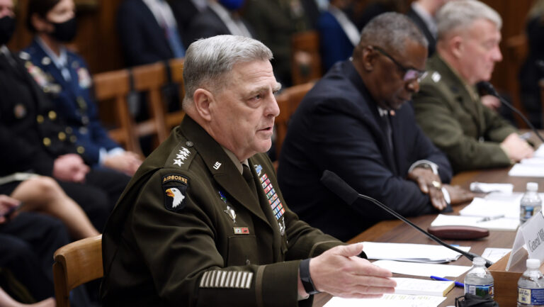 米利與中共軍頭聯繫的證詞 蓬佩奧公開否認