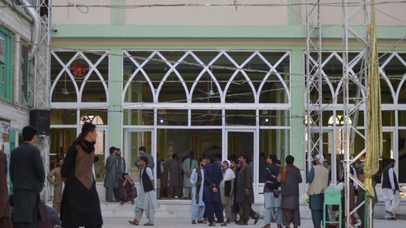 IS-K自殺攻擊 阿富汗坎達哈清真寺41死70傷