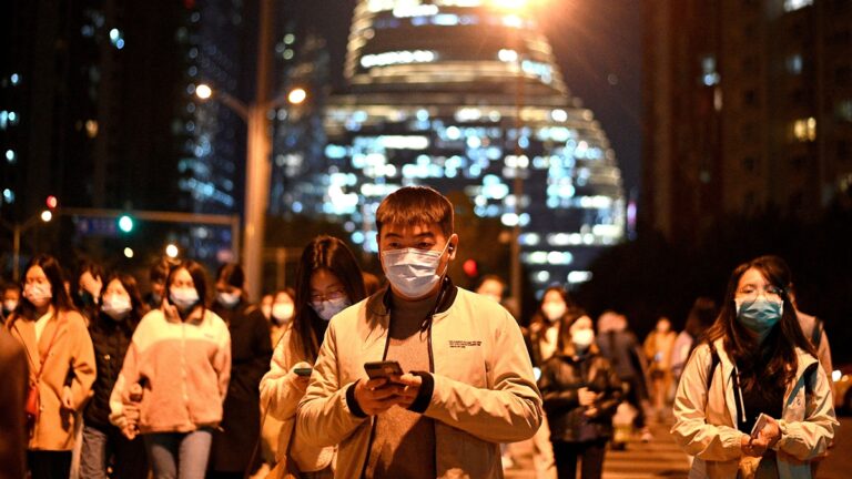 北京疫情升溫 挨家挨戶「敲門」大排查