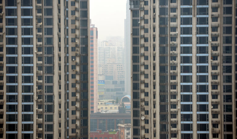 程曉農：中國——財政危機叩門