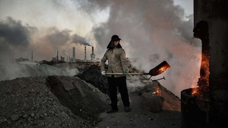 中國鋼鐵全行業虧損 鋼企紛紛停產裁員