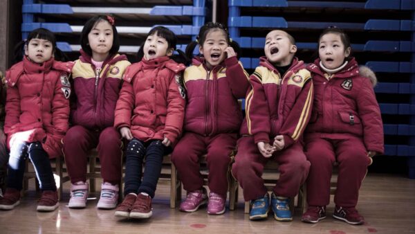中国出生率连年降 幼儿园数量十年内或减四成