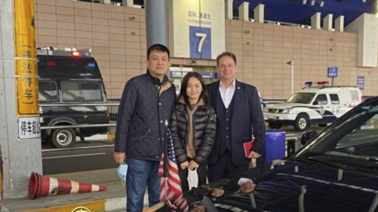 四年被禁離開中國 美籍華裔拜習會前回國