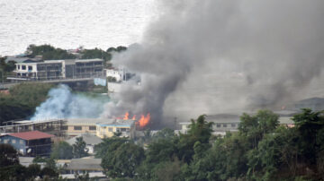 所罗门群岛再爆抗议 唐人街商铺成攻击目标