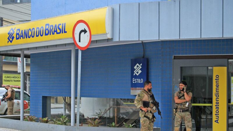 堪比小型戰爭 巴西銀行搶案25歹徒被警方擊斃