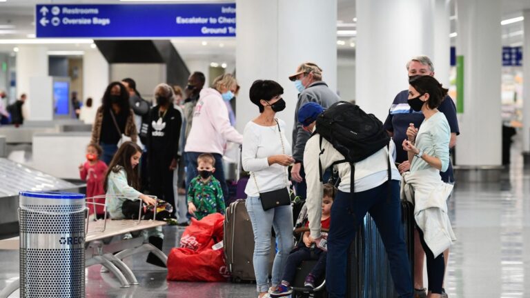 感恩節旅行高峰 美航空業迎來最繁忙季節