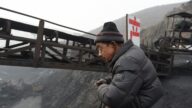 【短讯】煤炭需求激增 中国老矿区无煤可供