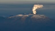 36年前摧毁小镇夺2.5万人命 哥伦比亚火山再度活跃