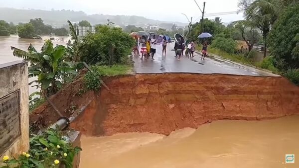 巴西东北部暴雨 酿10死267人伤逾22万人流离失所