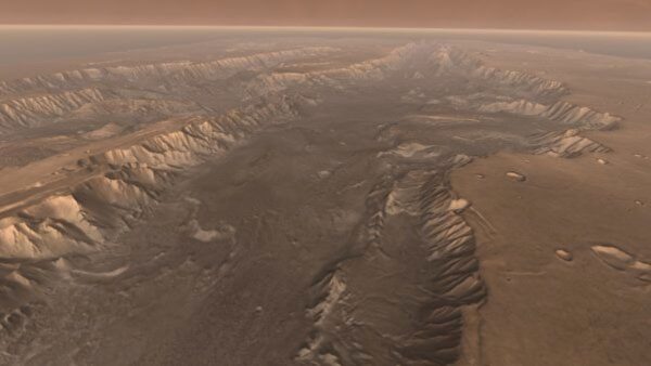 火星大峡谷内发现大量水 面积等同于荷兰