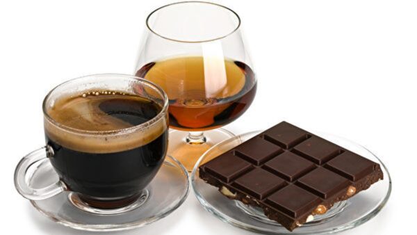 黑巧克力、咖啡和紅酒如何影響心臟健康？