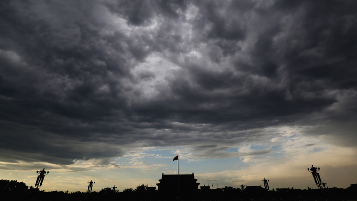 2021年,中共為擺脫內外困局,毫無章法地亂折騰,搞出了不少糗事。(Feng Li/Getty Images)
