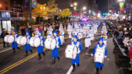 首屆「參觀費城節日遊行」 法輪功隊伍大放異彩