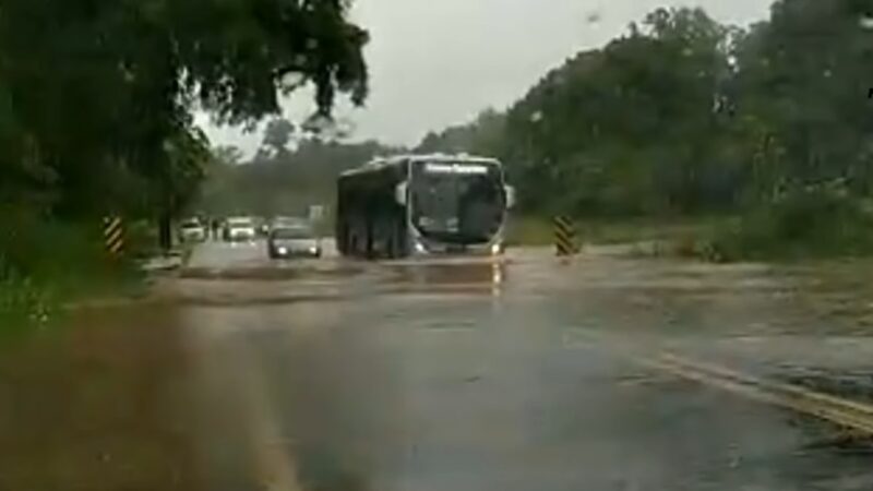 豪雨成灾 巴西东北酿17死逾万人流离失所