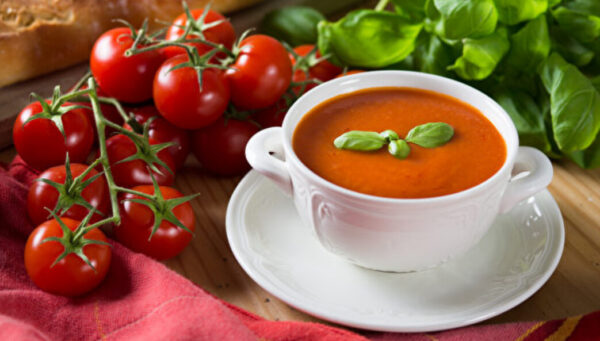 生病时不宜吃7类食物 健康的西红柿也上榜