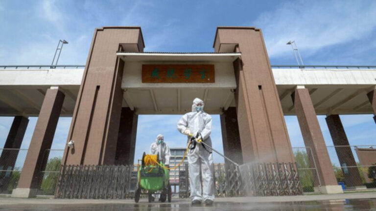 中國疫情持續蔓延 北京要求民眾就地過年
