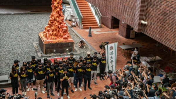 香港国殇之柱深夜被拆 创作人高志活谴责