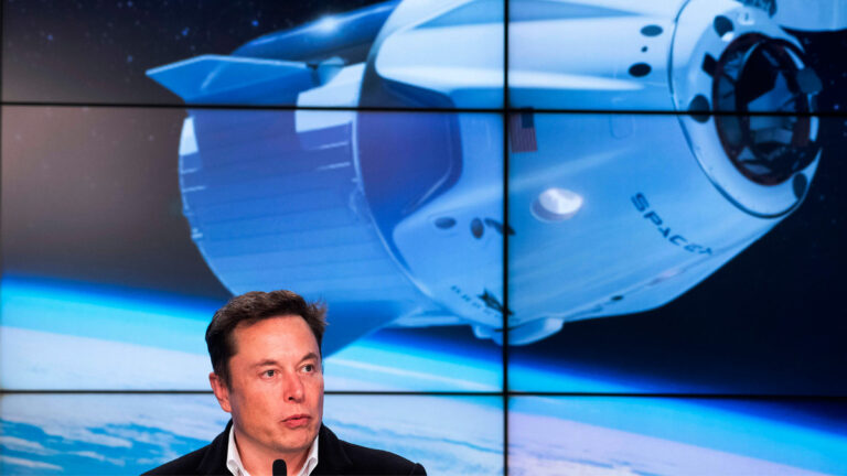 馬斯克反駁中共：太空很大 數千衛星不算什麼