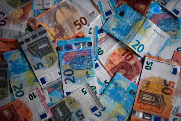 歐元成「貴元」 流通20年被罵高物價元凶