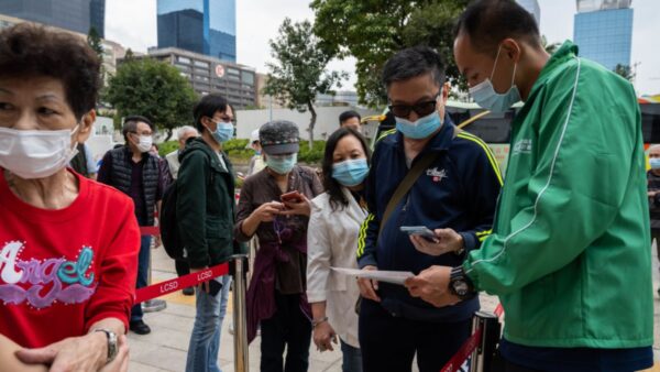 Omicron入侵香港社区 病毒专家：勿轻忽重症风险