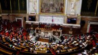 法議會壓倒性通過挺台決議 共產黨團意外棄權