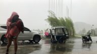 雷伊恐升级超级强台 时速260公里登陆菲律宾