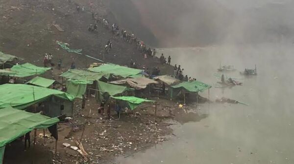 緬甸玉石礦場山崩 1人罹難約80人恐被廢棄物捲入湖裡