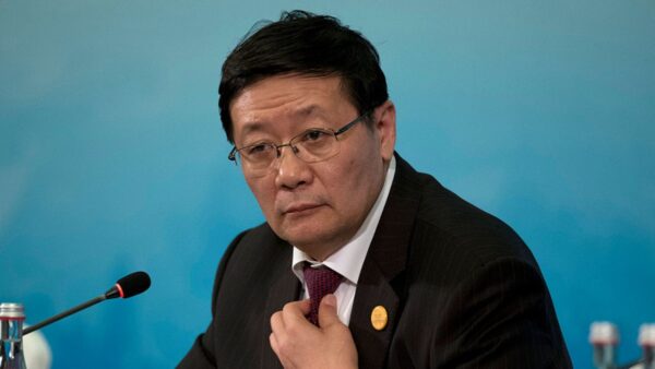 中共前财长质疑中国经济数据报喜不报忧