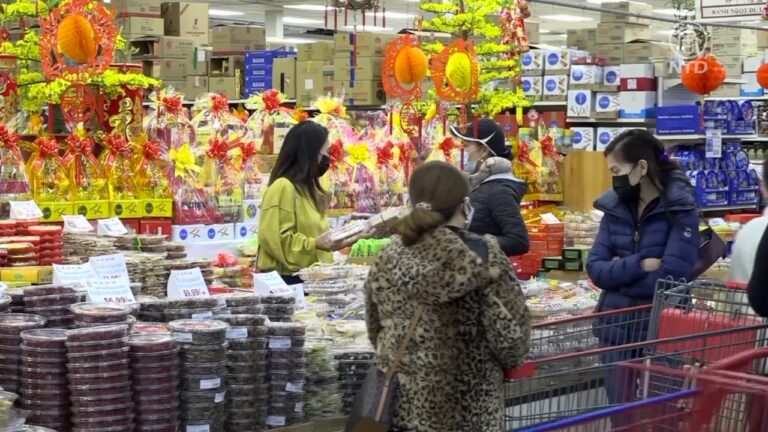 迎接中國年 休斯頓亞洲超市年貨豐盛