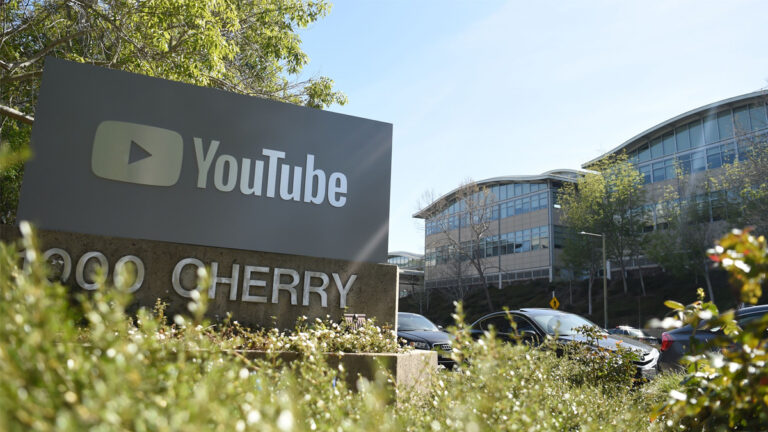 「戴口罩沒用」名嘴邦吉諾被YouTube永久封禁