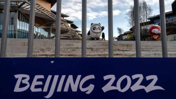 北京冬奧臨近 揭中國運動員服興奮劑內幕