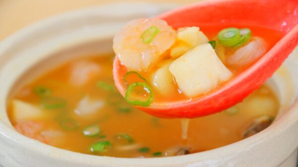 【美食天堂】最美味海鲜汤做法