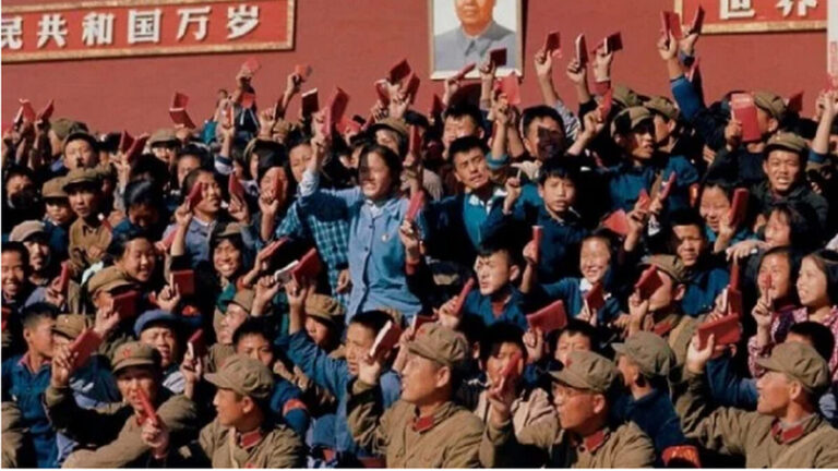 紅衛兵是怎樣狂熱起來的