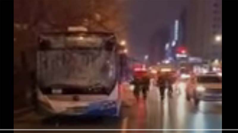 沈阳公交车爆炸指向土炸弹 多地乘公交开始安检