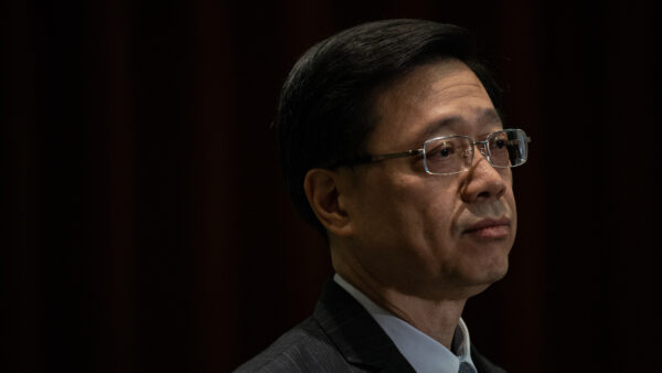 香港政務司長李家超居家隔離 家中外傭初步陽性