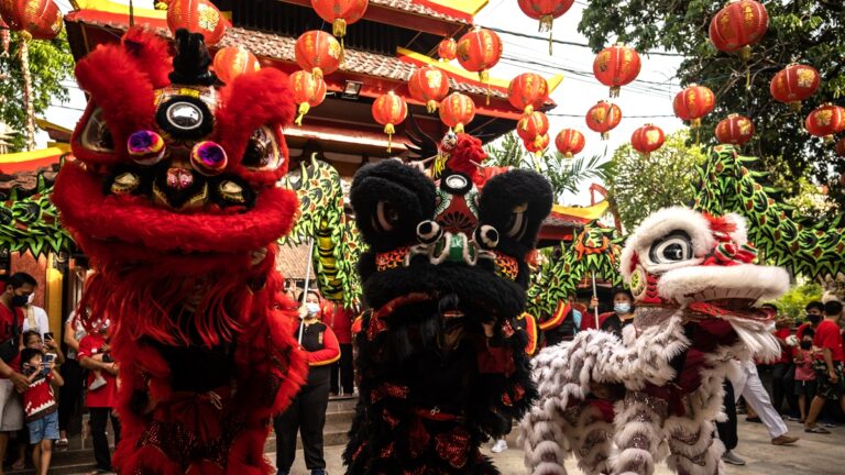 虎年來臨 亞洲各國民眾慶祝新年（組圖）