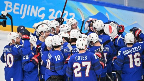 NHL缺席冬奥 美国冰球队是如何飞速组建的