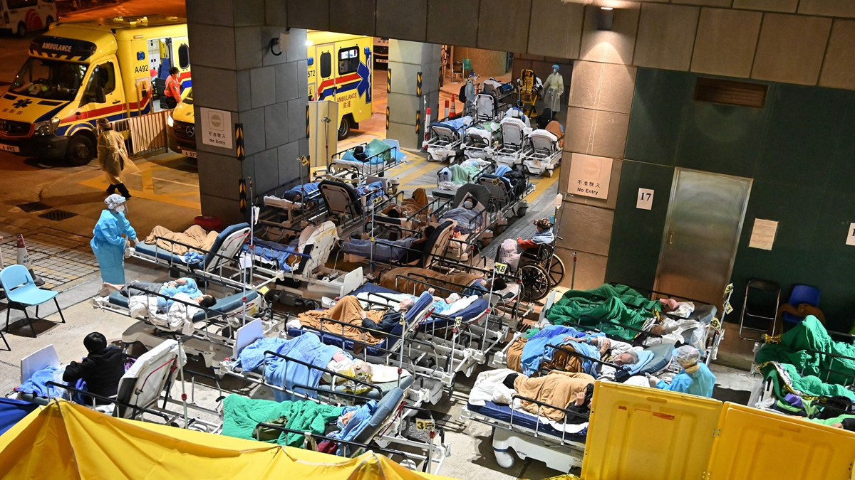 圖 香港新增6116確診再創新高 增24人死亡
