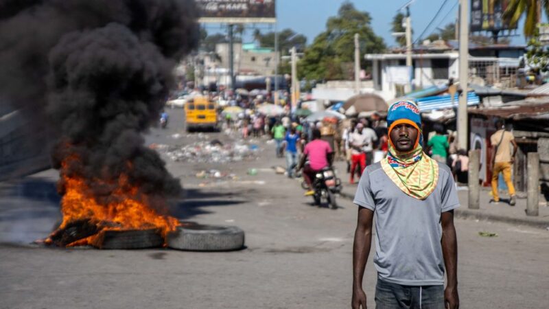 争取调薪 海地工人示威 采访记者1死2伤