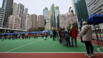 香港单日呈报病例破2.6万 9岁童染疫后猝死