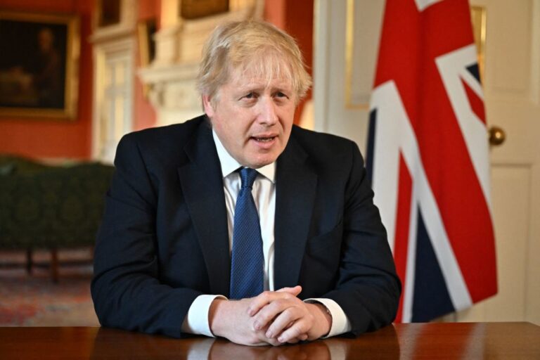 英相宣布制裁普京 歐盟凍結普京和外長資產