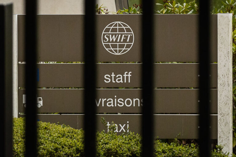 SWIFT是什麼？俄羅斯被逐出或傷及要害？