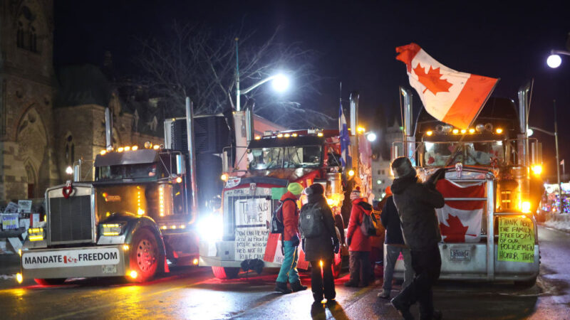 壓制抗爭動用緊急狀態法 加拿大卡車司機續堅守陣線