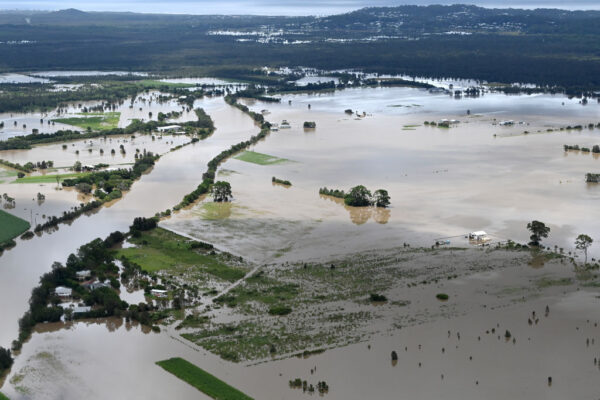 暴雨洪灾侵袭 澳洲东部增至7死