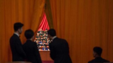 郝平：习团拜会喊话招降 以退为进保连任