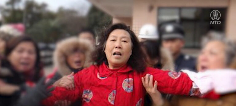 【一線採訪】上海封城買不到菜 訪民拍視頻曝光被拘