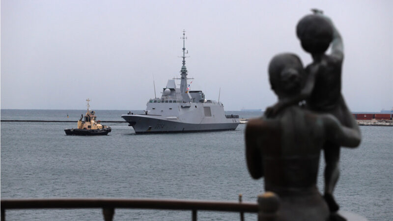 黑海烏克蘭海岸危險 兩艘外國貨船接連被擊中