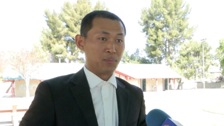 美起訴5共諜 洛民運人士：作惡者難逃法網
