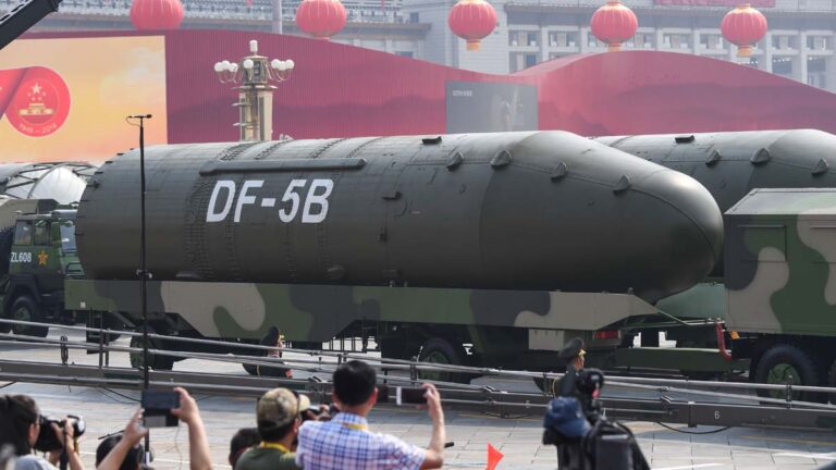 美海軍上將：美國正面臨前所未有的中俄核威脅