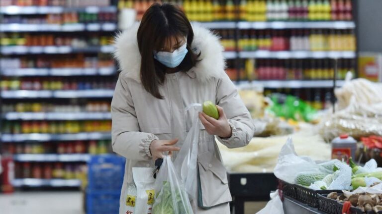 中國消費續走低 新五年計劃未設GDP增長目標
